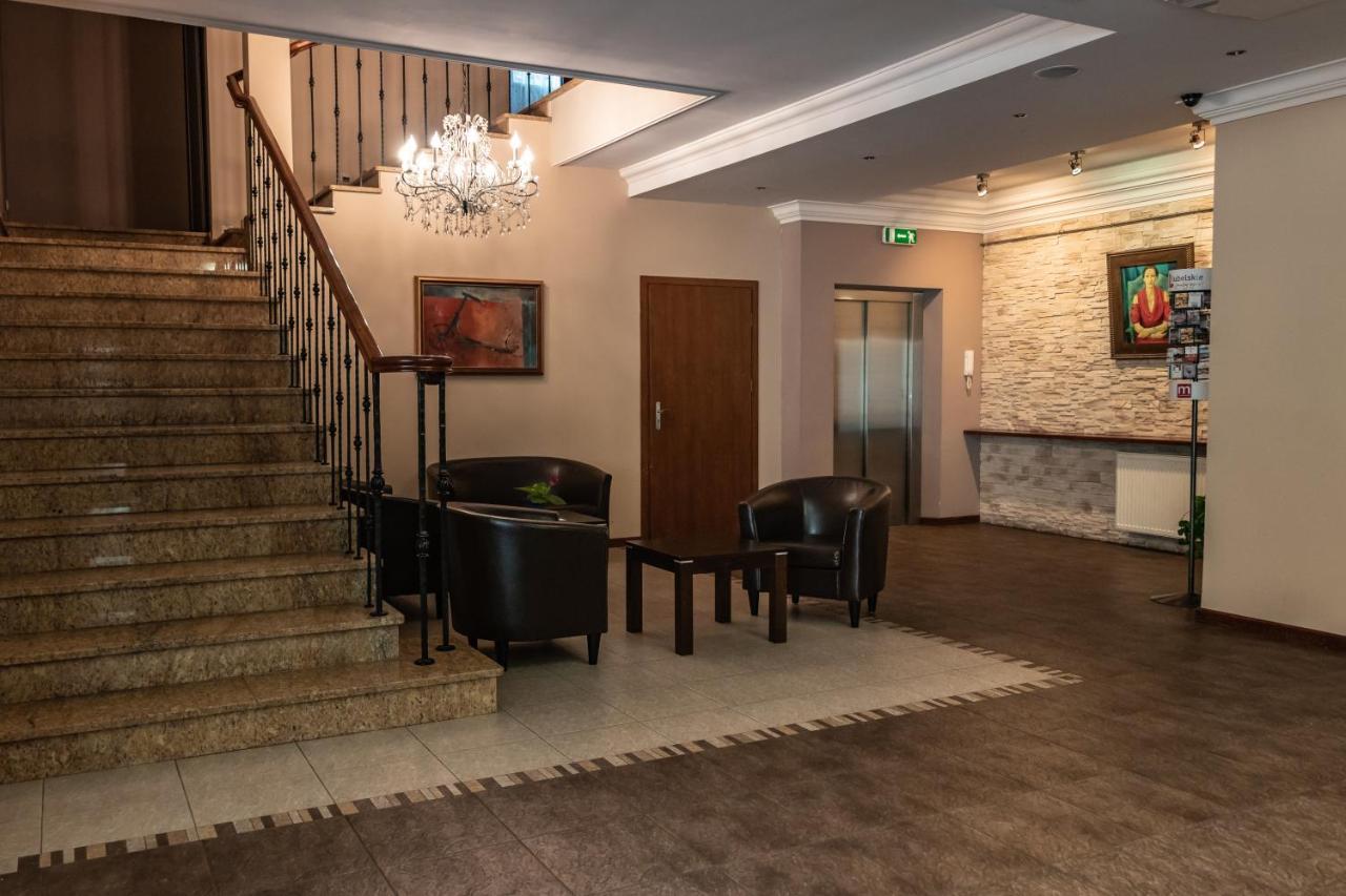 Prima Aparthotel Puławy Εξωτερικό φωτογραφία